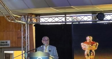 ÓSCAR BRUNA MALBRÁN NOMINADO CIUDADANO ILUSTRE DE QUILPUE POR SU ROL EN EL CRECIMIENTO Y DESARROLLO DEL COMERCIO